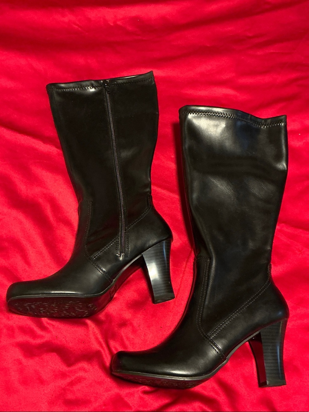 Black Women's Mid-Calf Heeled Boots